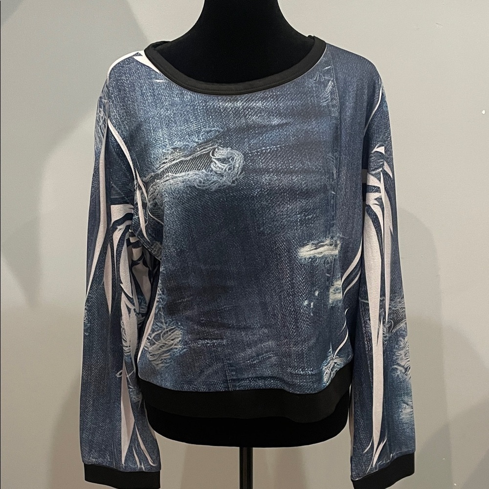 Stylish Blue denim looks Long Sleeve Top